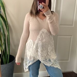 Anthropologie Angel of North Lace Hem Soft Tunic Sweater. S